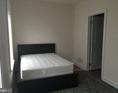 4080 Spring Garden St - Photo Thumbnail 15