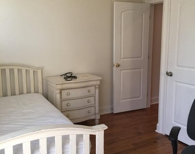 4080 Spring Garden St - Photo Thumbnail 17