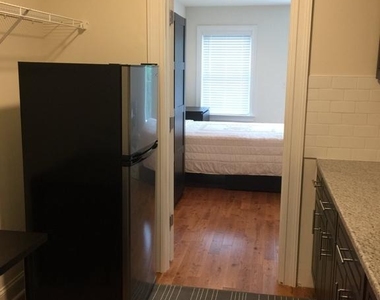 4080 Spring Garden St - Photo Thumbnail 5