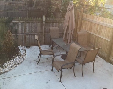 4080 Spring Garden St - Photo Thumbnail 20