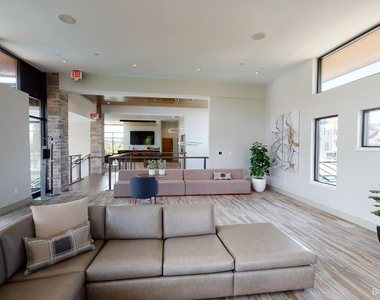 2704 S Spurway Drive - Photo Thumbnail 38