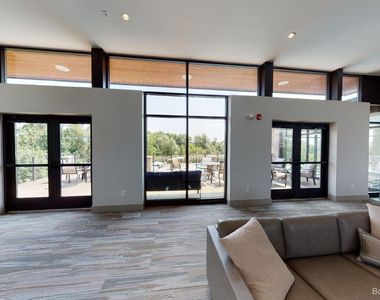 2704 S Spurway Drive - Photo Thumbnail 40