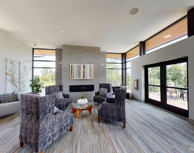 2704 S Spurway Drive - Photo Thumbnail 39