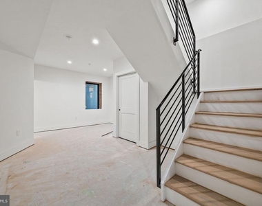 706 Latona Street - Photo Thumbnail 25