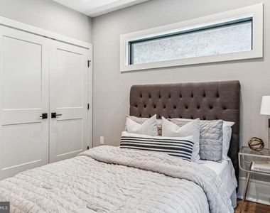 706 Latona Street - Photo Thumbnail 28