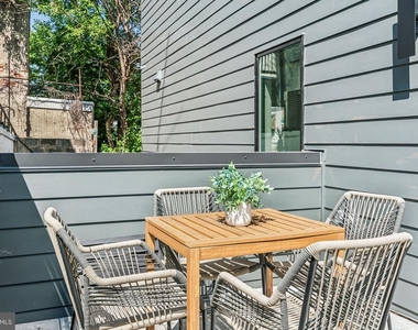 706 Latona Street - Photo Thumbnail 32