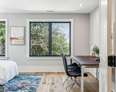 706 Latona Street - Photo Thumbnail 25