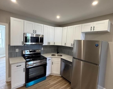4107 N 5th Street - Photo Thumbnail 1