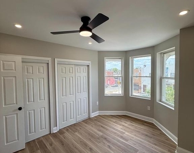 4107 N 5th Street - Photo Thumbnail 8