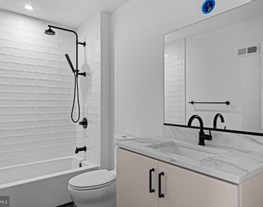 706 Latona Street - Photo Thumbnail 19