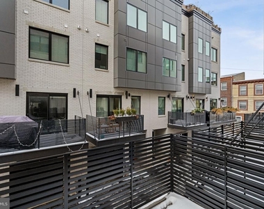 706 Latona Street - Photo Thumbnail 22