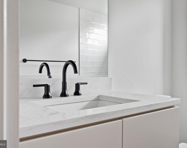 706 Latona Street - Photo Thumbnail 19