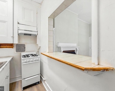 1817 Pine Street - Photo Thumbnail 6