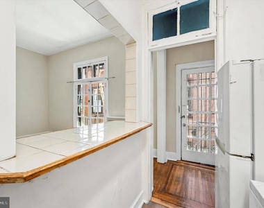 1817 Pine Street - Photo Thumbnail 7