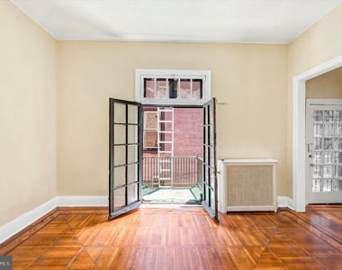 1817 Pine Street - Photo Thumbnail 13