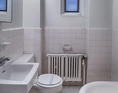 3900 Chestnut Street - Photo Thumbnail 5