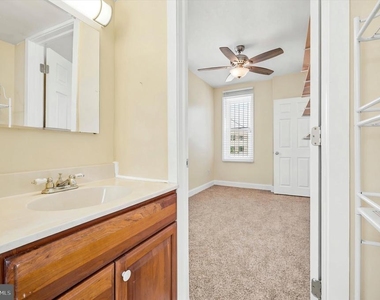 3220 Jasper Street - Photo Thumbnail 9