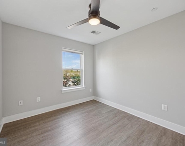 502 Gerhard Street - Photo Thumbnail 7