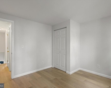 2143 E Albert Street - Photo Thumbnail 9