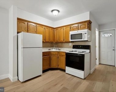 2143 E Albert Street - Photo Thumbnail 4