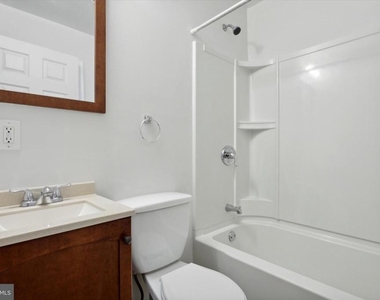 2143 E Albert Street - Photo Thumbnail 5