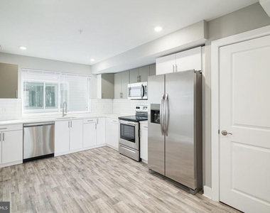 1443 N 8th Street - Photo Thumbnail 1