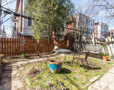 922 S 49th Street - Photo Thumbnail 6