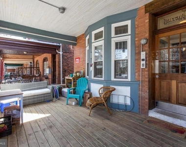 922 S 49th Street - Photo Thumbnail 12