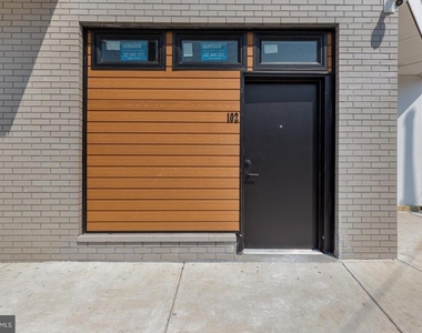 3965 Lancaster Avenue - Photo Thumbnail 10