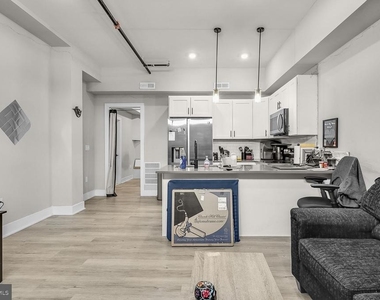 3965 Lancaster Avenue - Photo Thumbnail 1