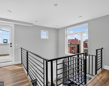 3965 Lancaster Avenue - Photo Thumbnail 19