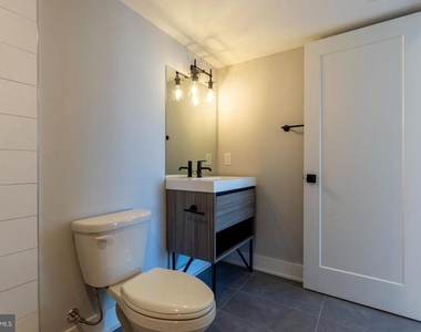 3965 Lancaster Avenue - Photo Thumbnail 17