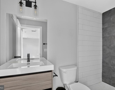 3965 Lancaster Avenue - Photo Thumbnail 14