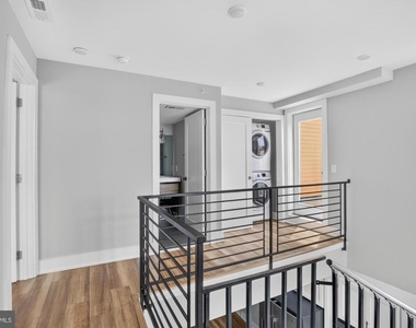 3965 Lancaster Avenue - Photo Thumbnail 18