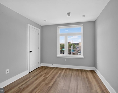 3965 Lancaster Avenue - Photo Thumbnail 16