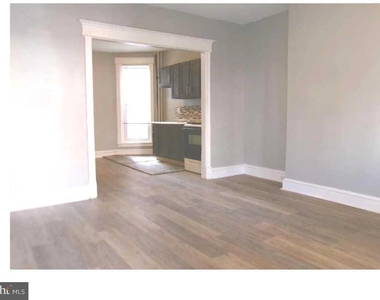 3813 N 8th Street - Photo Thumbnail 2