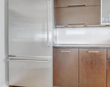 108 Arch Street - Photo Thumbnail 12