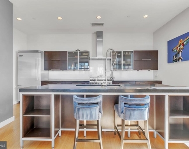 108 Arch Street - Photo Thumbnail 13