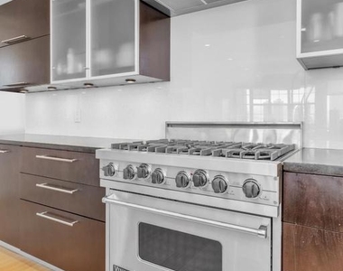 108 Arch Street - Photo Thumbnail 10