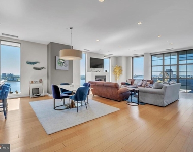 108 Arch Street - Photo Thumbnail 1