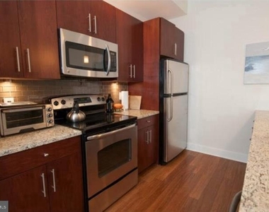 551 N Lawrence Street - Photo Thumbnail 1