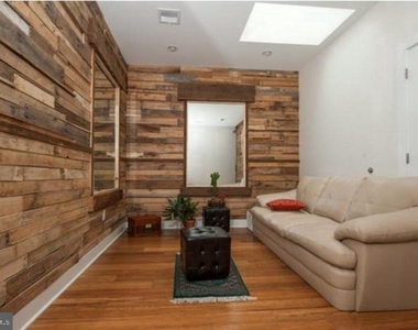 551 N Lawrence Street - Photo Thumbnail 14