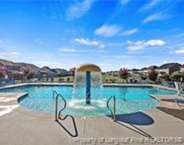 5355 Debut Avenue - Photo Thumbnail 8