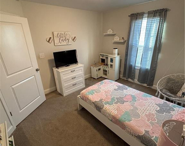 5355 Debut Avenue - Photo Thumbnail 21
