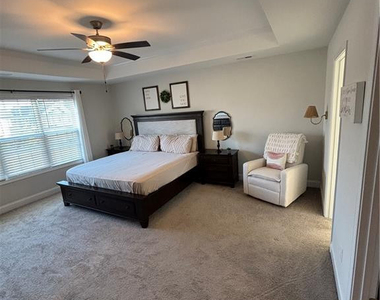 5355 Debut Avenue - Photo Thumbnail 32