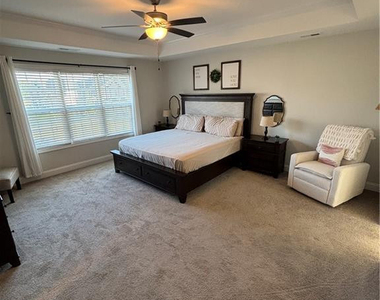 5355 Debut Avenue - Photo Thumbnail 31