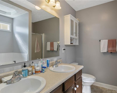 2232 Cliff Swallow Drive - Photo Thumbnail 8