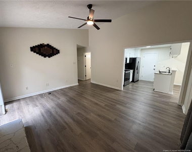 491 Oates Drive - Photo Thumbnail 3
