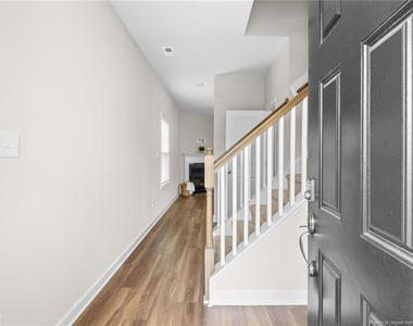 1319 Water Leaf Drive - Photo Thumbnail 6