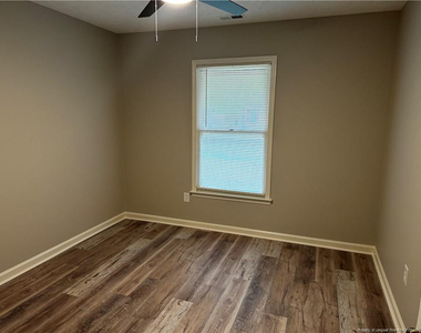 112 Thornbird Drive - Photo Thumbnail 14